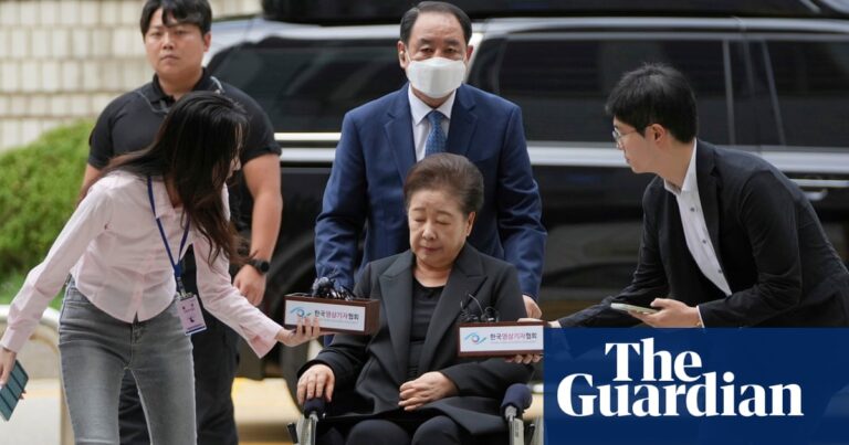 A religious leader to South Korea on the state of corruption connecting to the first old woman | South Korea 3 3990