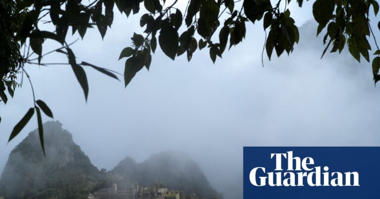 Rocks on the hands of Tracks 900 Machu Picchu Village Ampluds | The appearance there 1 4087