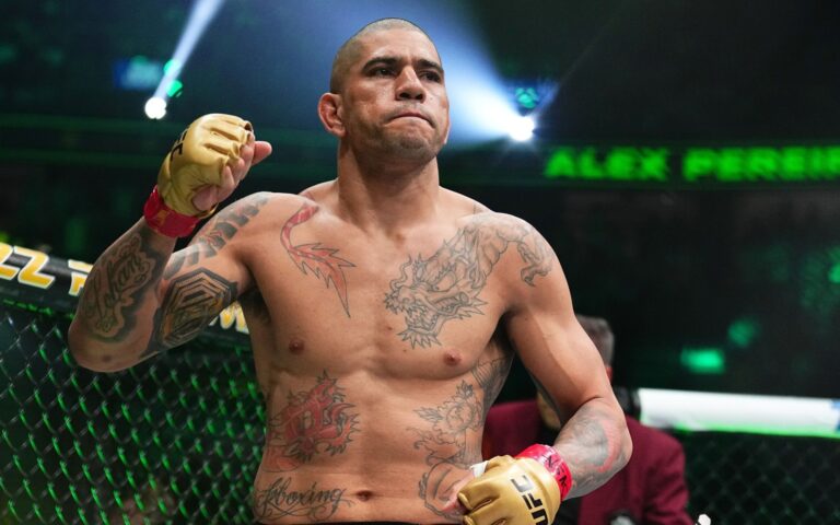 Alex Pereira confirms suffering injuries during the resuscitation of Ankalaev Magomed, their eyes return to the Card of the White House of the UFC 1 f42a0 17601528524925 1920