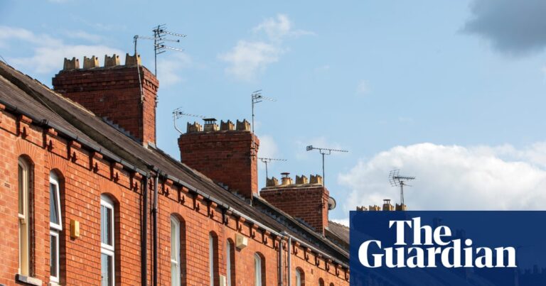 Cuts Housing Funds for UK climate measures, Reeves said | Energy Efficiency 3 5600