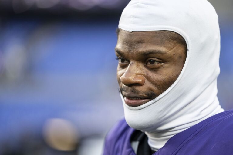 NFL fans react to LeBron James comparison to Ravens QB after fumble against Bengals 5 6579b 17643286371934 1920