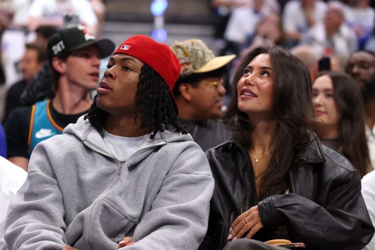 Jahmyr Gibbs' GF Nicole Anderson snaps heads at Jonas Brothers concert hours after Lions win over Giants. 25 f4ddf 17640041782641 1920