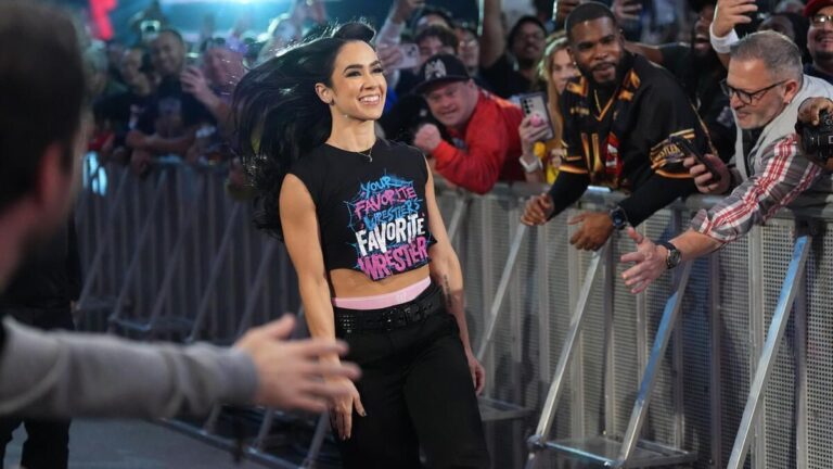 Emotional AJ Lee Before SmackDown Announce (Unseen Footage) 22 fc5cc 17638951440394 1920