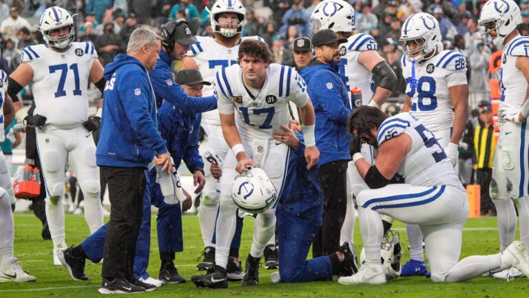 NFL insider reveals QB's $46.1 million contract deal with Colts 'up in the air' after Achilles injury 7 27765955 1765211297